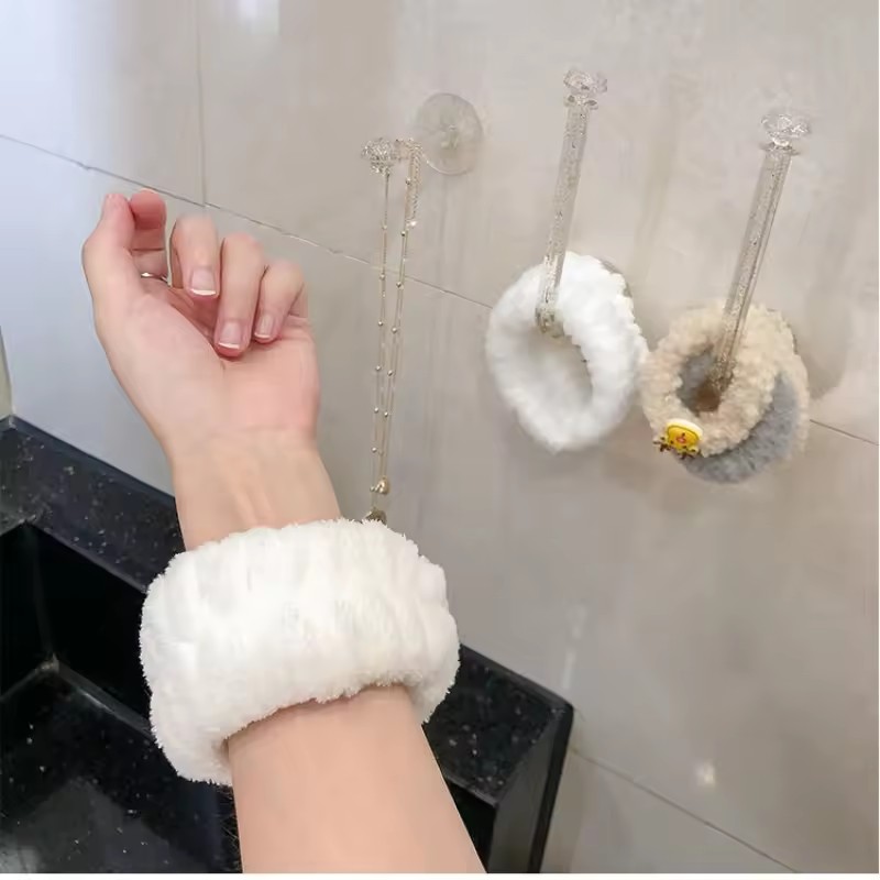 ชุดแฟชั่น 2 ชิ้น ผ้าคาดศีรษะแล - Wristband Pair Sweat บทวิจารณ์และราคา